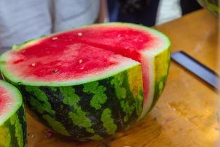 各大校园吃瓜,揭秘各大校园的热辣事件