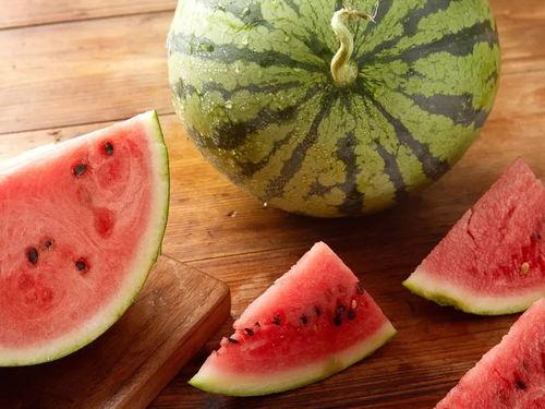 只吃半个瓜,探寻只尝一半的美食奥秘