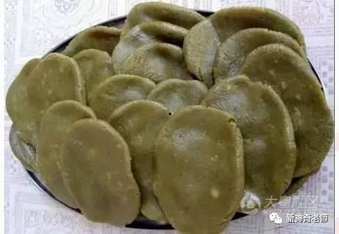 鸡吃秋瓜叶,探寻自然界的和谐共生