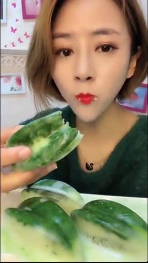 吃瓜小姐白依依