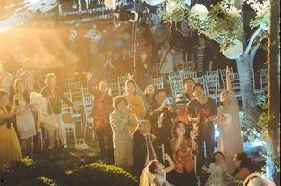 炸裂婚庆吃瓜,吃瓜群众围观惊人一幕！