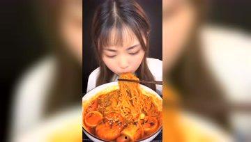 娱乐吃瓜酱画饼,揭秘明星画饼背后的真相与内幕